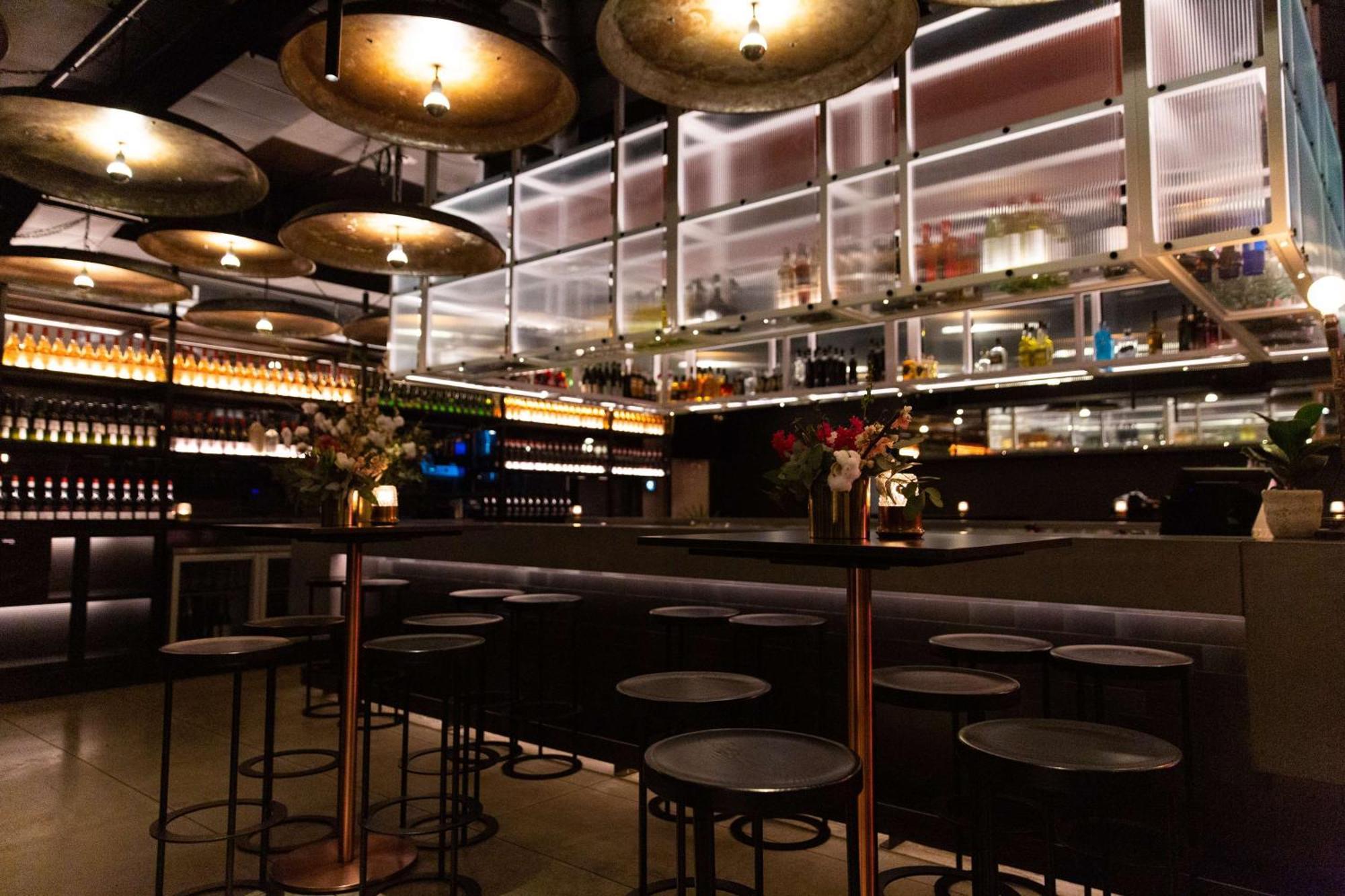 Hotel Qt Melbourne City Exterior foto Interior of the restaurant